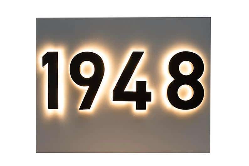 Numéros de maison modernes rétroéclairés à LED de 6 pouces, Taymor