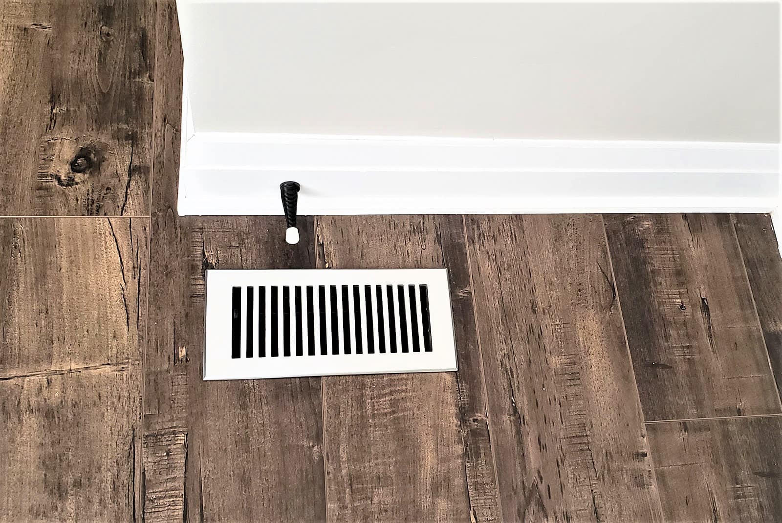 Cast-Aluminum-Floor-Register-4-X-10-VR-102_1.