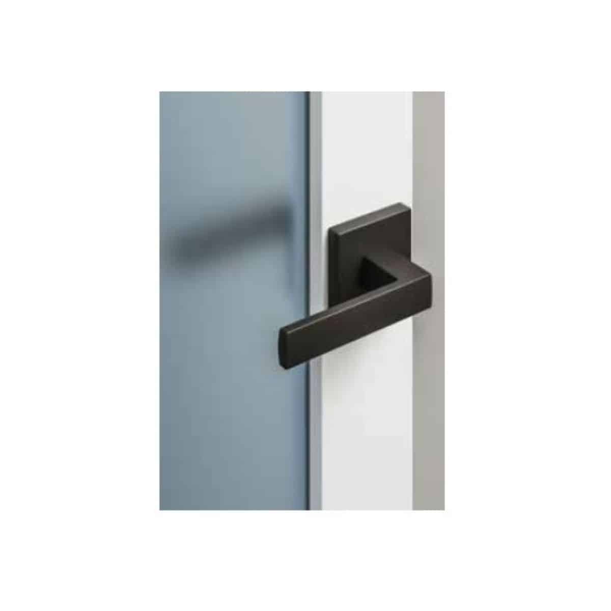 Poignée de porte intérieure Taymor 1948 à rosace carrée, style moderne